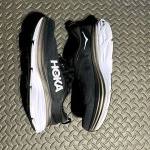 Hoka M Bondi 8 running shoes